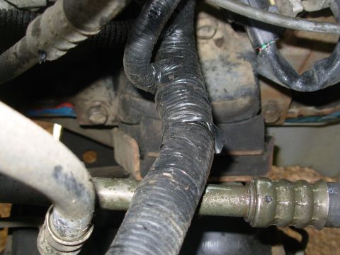 1995 Ford F-150 - The torn L engine mount is another part of the vibration during acceleration... [url=https://www.supermotors.net/registry/media/1157412] ht…