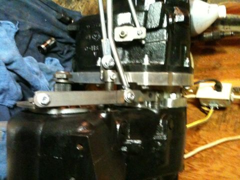 1976 Ford F-100 - 203/205 twinsticked ORD adapter