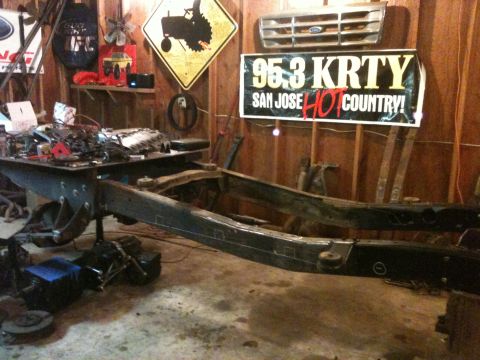 1976 Ford F-100 - pulled cab to box in frame and build crossmembers