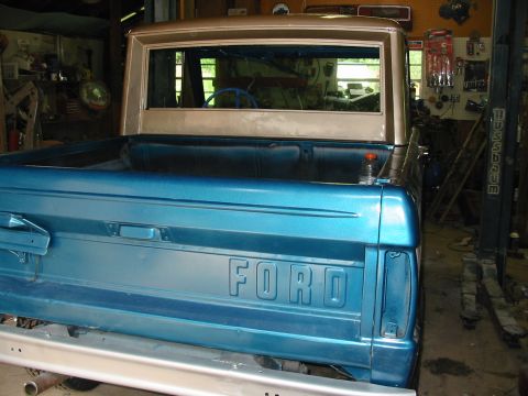 1969 Ford Bronco - missing glass in the rear, will have to get some cut and installed