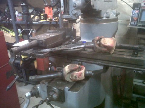 1990 Ford Bronco - Busted both D60 inner axle shafts