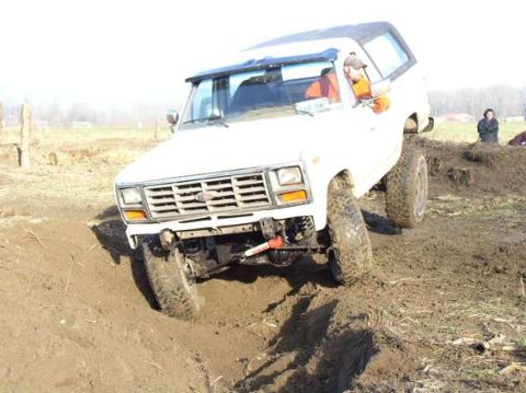 1979 Ford Bronco - My old 84 Bronc