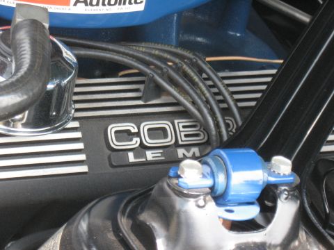 1968 Shelby GT500 - The "COBRA LE M" valve cover lettering confirms this is a 1968 Shelby GT500 engine.