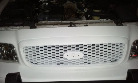 1998 Ford Crown Victoria - 1998 Ford P71 Tricky Vicky Body color grille mod whited out baby