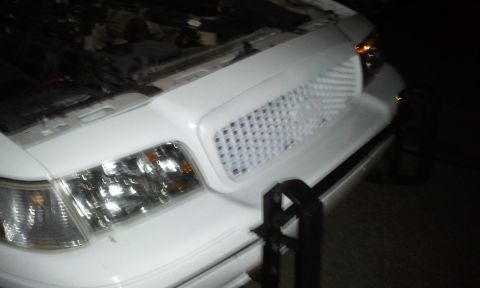 1998 Ford Crown Victoria - 1998 Ford P71 Tricky Vicky Body color grille mod-pass side view whited out baby