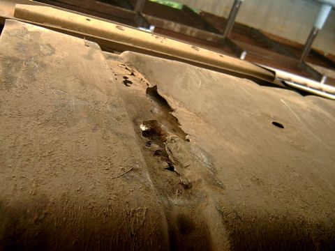 1982 Ford Bronco - my lovely skid plate over my gas tank