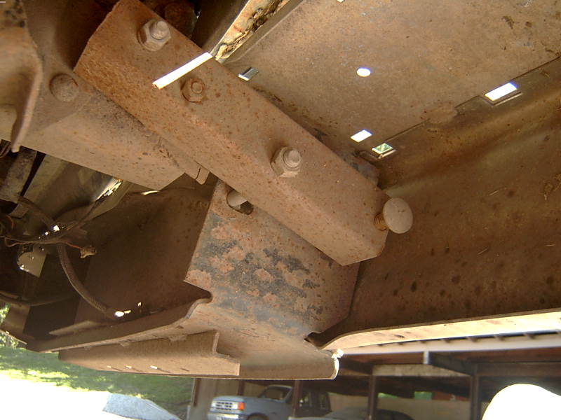 thats how my rear bumper is attached