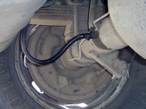 1982 Ford Bronco - gear oil on the breather line