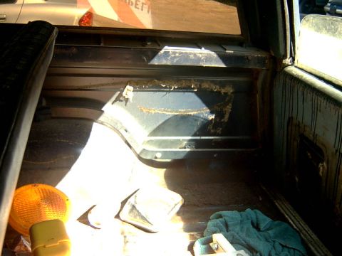 1982 Ford Bronco - the new interior of the rear