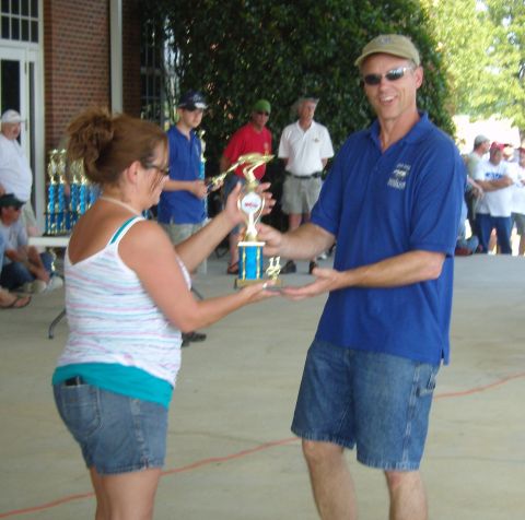 2007 Ford Mustang - Awards ceremony with people receiving trophies.