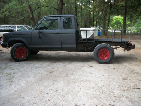 1994 Ford Explorer - This modified pickup truck does not match the claimed 1994 Ford Explorer.