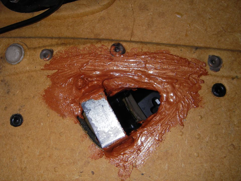 all covered in RTV additional strength to help make everything one piece, to share load. RTV is also down into the foam and between all layers of the bracket assy to add assy strength