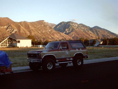 1984 Ford Bronco photo