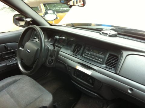 2005 Ford Crown Victoria - Before P
