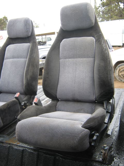 1978 Ford Bronco - These seats appear to be from a truck or SUV, not a 1978 Ford Bronco.