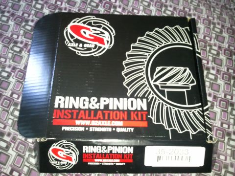 1982 Ford Bronco - Box for a G2 Axle & Gear ring and pinion installation kit, a diagram of a gear.