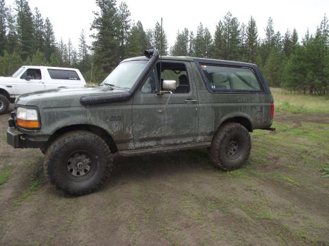 1992 Ford Bronco photo
