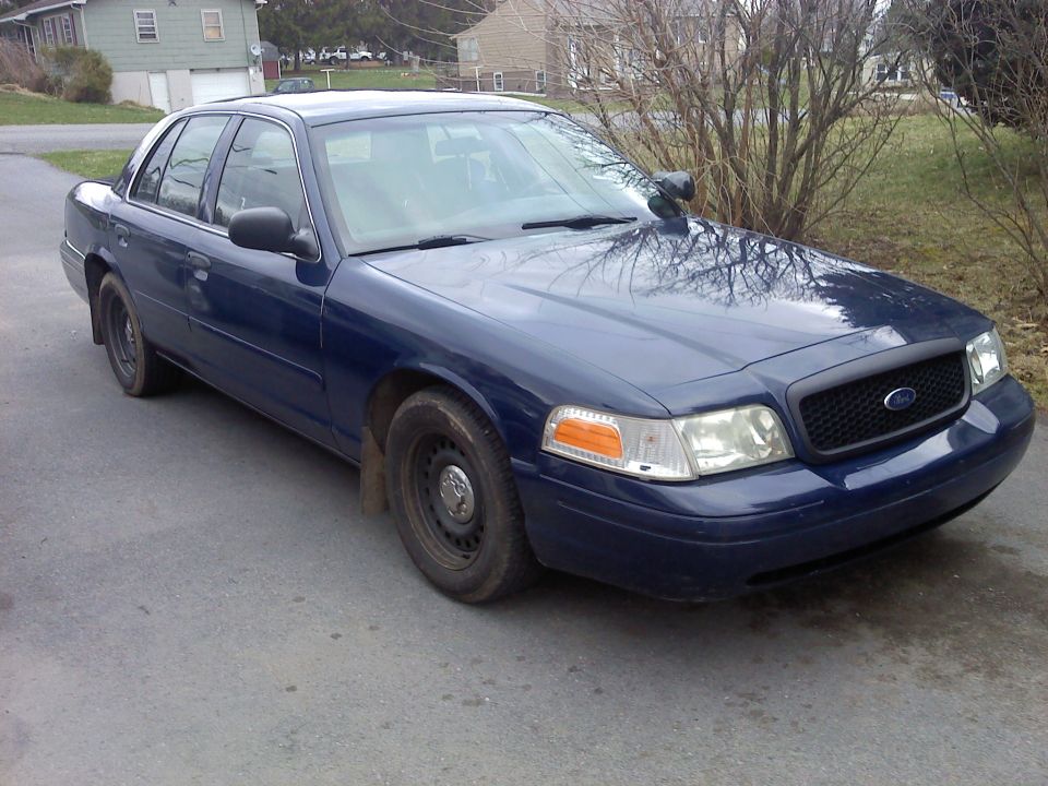 2002 Ford Crown Victoria