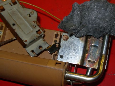 1983 Ford Bronco - Polish the mating surfaces between the hard tubes' plate (still screwed to the FDM) and the sender backing plate so the sender has a good g…