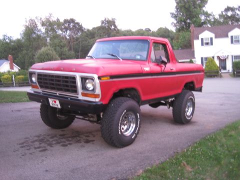 1979 Ford Bronco - This lifted 1979 Ford Bronco is ready for off-road adventures.