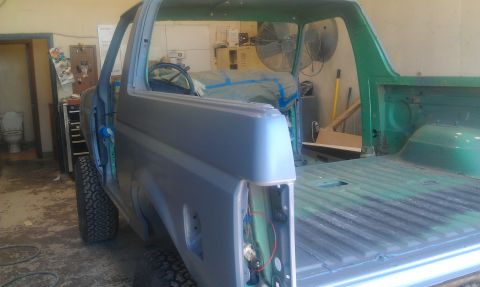 1995 Ford Bronco - This Ford Bronco appears to be from the early to mid-1990s, likely a 1992 model, undergoing bodywork.