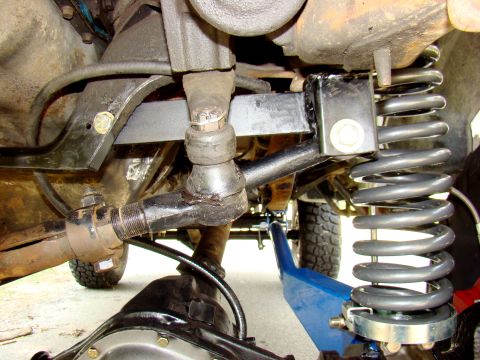 1995 Ford F-150 - upper trac bar mount