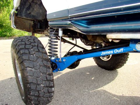 1995 Ford F-150 - well its all togather so lets test some flex? the limiting factor? front brake lines. coulda got more so i will be swithching for a center…