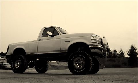 1995 Ford F-150 - all photos of the truck were shot by both my buddies Arash Kassa and Elija Bowman. Thanks guys.