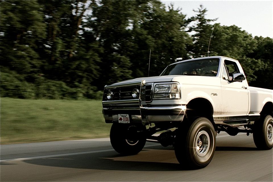 all photos of the truck were shot by both my buddies Arash Kassa and Elija Bowman. Thanks guys.
