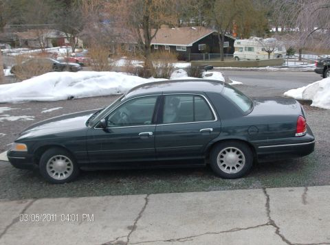 1999 Ford Crown Victoria “landboat”