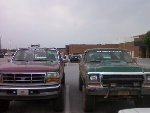 1979 Ford Bronco - s