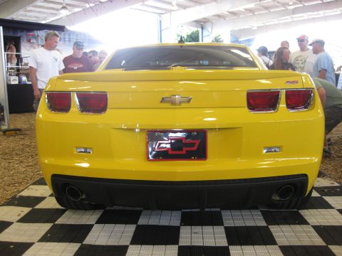 2011 Chevrolet Camaro photo