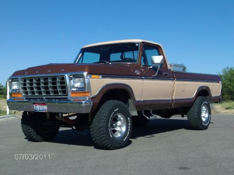 1979 Ford F-150 - This 1979 Ford F-150 pickup truck is shown in a three-quarter front view.