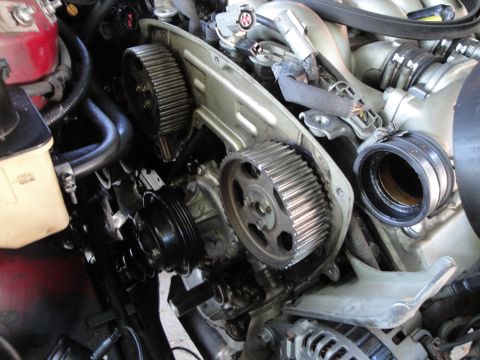 1993 Ford Taurus - Engine internals are shown, focusing on the timing belt and associated gears.