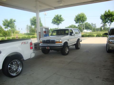 1995 Ford Bronco photo