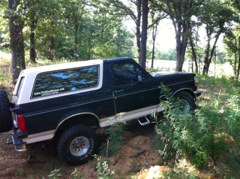 1993 Ford Bronco photo
