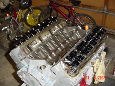 1989 Ford Bronco - Lifters in, valves adjusted