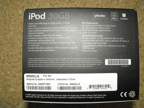 1994 Ford Bronco - Packaging for an Apple iPod 30GB, detailing its features and system requirements.