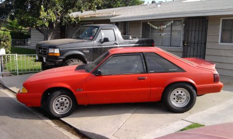 1992 Ford Mustang photo
