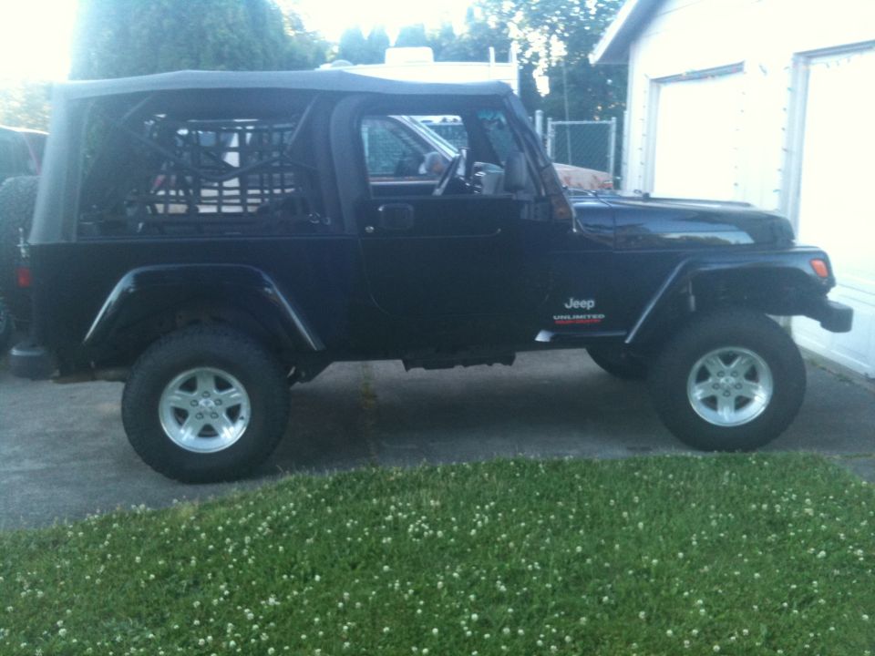 This is w/ my 31s on. 4" Rough Country N20 lift