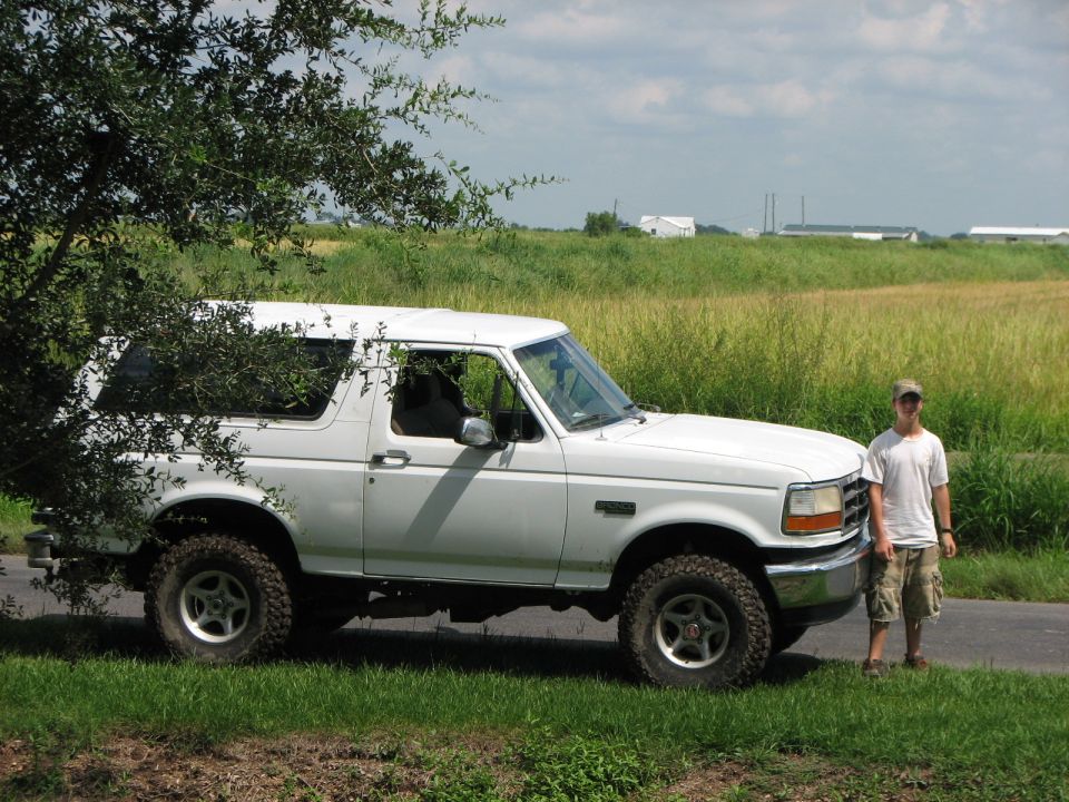 1993 Ford Bronco “Ole bessy”