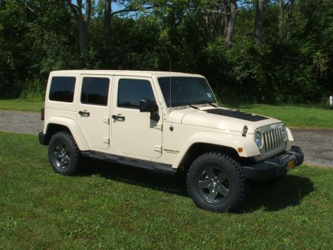 2011 Jeep Wrangler photo