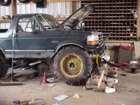 1992 Ford Bronco - This 1992 Ford Bronco is undergoing modifications in a workshop setting.