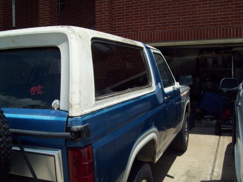 1985 Ford Bronco - shot of the new good window