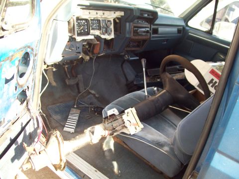 1985 Ford Bronco - new tilt column ready to go in