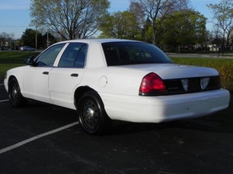 2006 Ford Crown Victoria photo