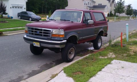1993 Ford Bronco photo