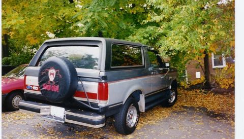 1990 Ford Bronco photo