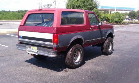 1993 Ford Bronco photo