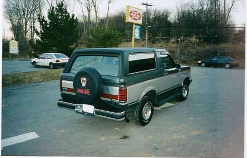1990 Ford Bronco photo